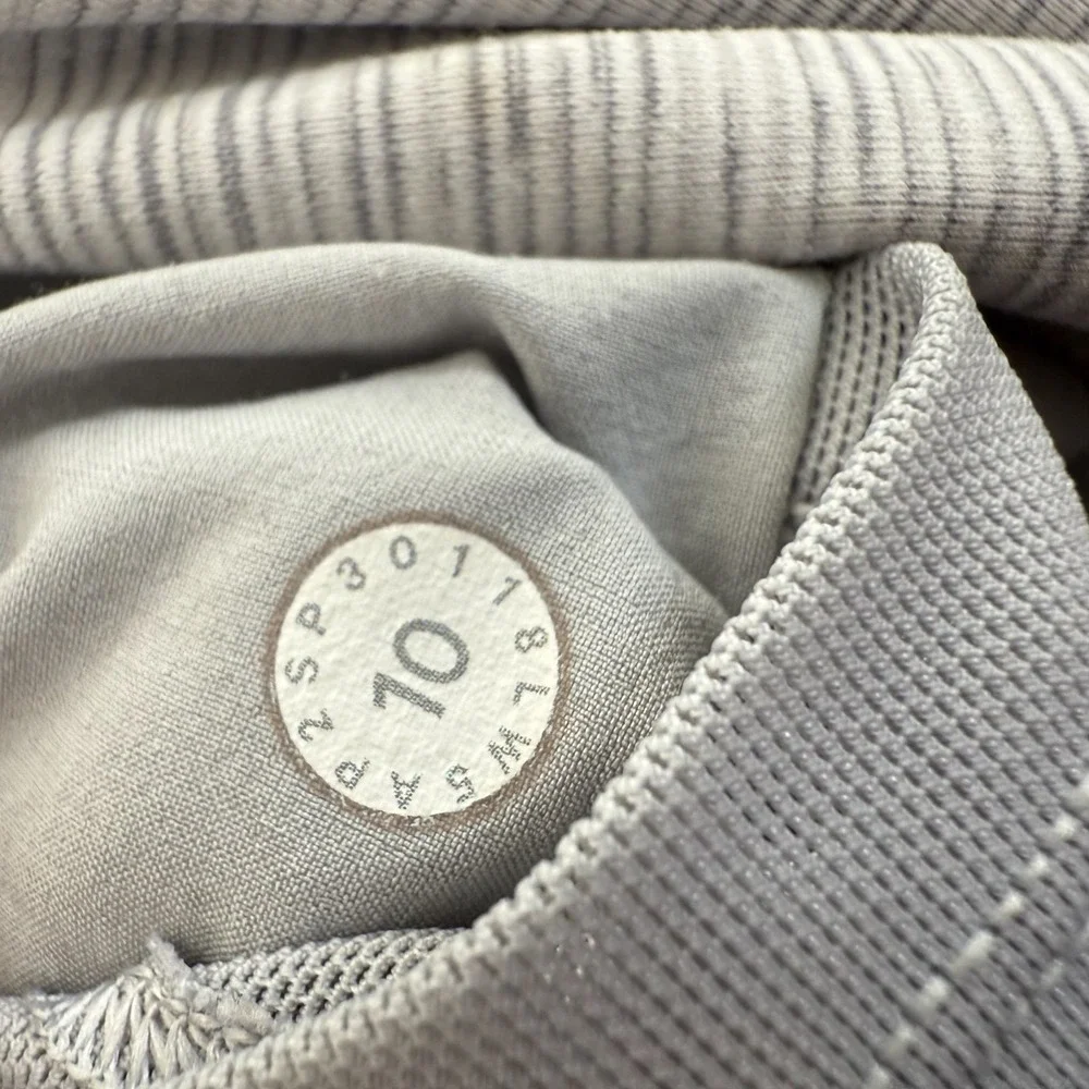 Lululemon On The Fly Pants Womens 10 Gray Space Dye Drawstring Waist Performance